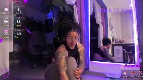     Luna Violeta  A r t i s t  online show from June 14, 2026, 2:24 am
