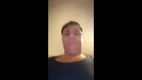Snapshot of witebull83 chatting on December 6, 2024, 5:00 pm Witebull online show from December 6, 2024, 5:00 pm