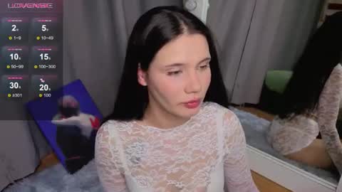 Eva  online show from June 10, 2026, 8:52 pm