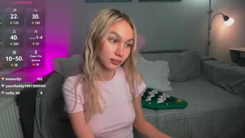 wladilia online show from February 13, 2025, 11:47 pm