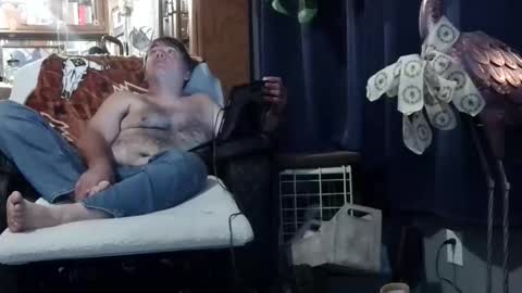 wldlife online show from October 7, 2025, 12:52 am