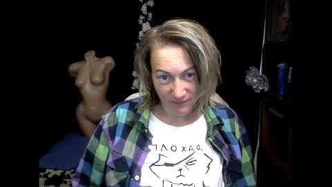 Snapshot of wleslymosw chatting on September 25, 2025, 8:40 am wleslymosw online show from September 25, 2025, 8:40 am