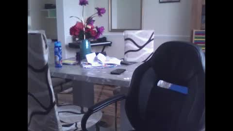 wobble444 online show from October 13, 2025, 12:38 pm