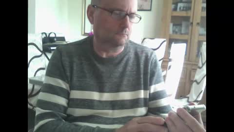 Snapshot of wobble444 chatting on June 8, 2026, 10:04 am wobble444 online show from June 8, 2026, 10:04 am