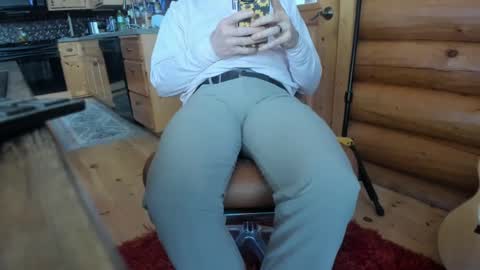 Snapshot of wobbleon chatting on December 26, 2024, 10:20 pm Gobbleon online show from December 26, 2024, 10:20 pm