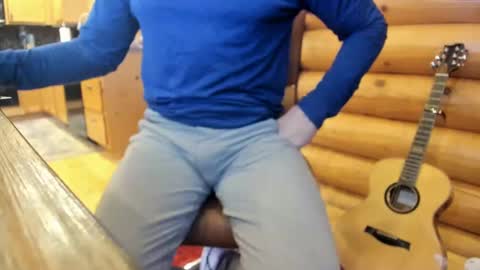 Snapshot of wobbleon chatting on December 31, 2024, 10:23 pm Gobbleon online show from December 31, 2024, 10:23 pm