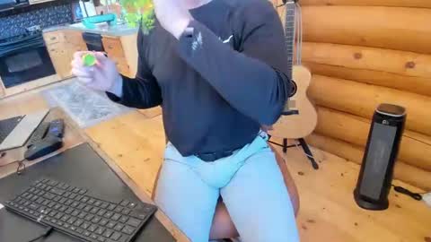 Snapshot of wobbleon chatting on January 18, 2025, 7:15 pm Gobbleon online show from January 18, 2025, 7:15 pm