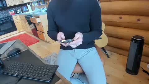 Snapshot of wobbleon chatting on January 20, 2025, 5:59 pm Gobbleon online show from January 20, 2025, 5:59 pm