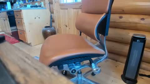 Snapshot of wobbleon chatting on February 3, 2025, 9:07 pm Gobbleon online show from February 3, 2025, 9:07 pm