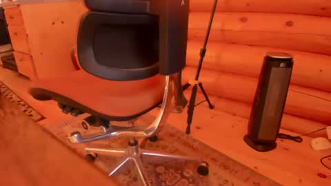 Snapshot of wobbleon chatting on February 16, 2025, 8:55 pm Gobbleon online show from February 16, 2025, 8:55 pm