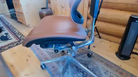 Snapshot of wobbleon chatting on February 17, 2025, 6:15 pm Gobbleon online show from February 17, 2025, 6:15 pm