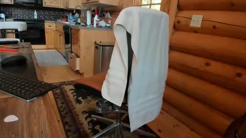 Snapshot of wobbleon chatting on October 5, 2025, 5:44 pm Gobbleon online show from October 5, 2025, 5:44 pm