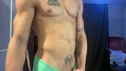 Snapshot of wolfblazer5 chatting on January 10, 2025, 11:50 pm Wolfblazer online show from January 10, 2025, 11:50 pm