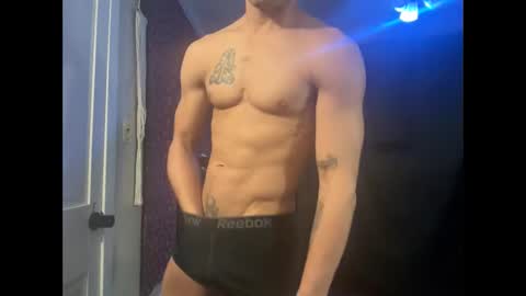 Snapshot of wolfblazer5 chatting on January 12, 2025, 11:36 pm Wolfblazer online show from January 12, 2025, 11:36 pm