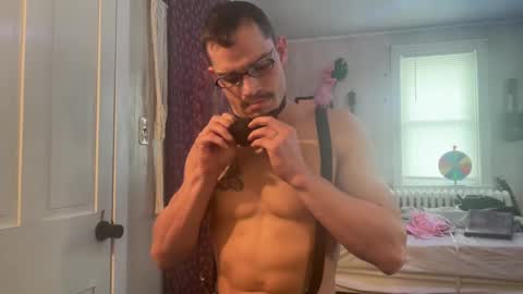 Snapshot of wolfblazer5 chatting on January 18, 2025, 5:37 pm Wolfblazer online show from January 18, 2025, 5:37 pm