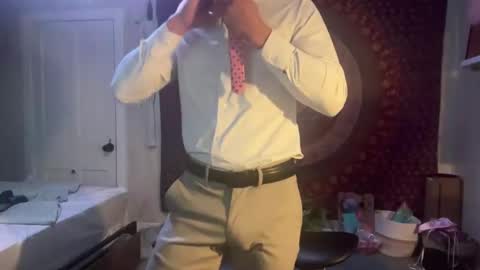 Snapshot of wolfblazer5 chatting on January 26, 2025, 12:22 pm Wolfblazer online show from January 26, 2025, 12:22 pm