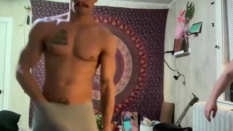 Snapshot of wolfblazer5 chatting on February 1, 2025, 12:18 am Wolfblazer online show from February 1, 2025, 12:18 am