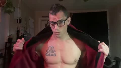 Snapshot of wolfblazer5 chatting on March 5, 2025, 11:17 am Wolfblazer online show from March 5, 2025, 11:17 am