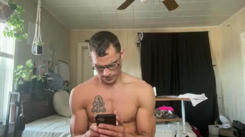 Snapshot of wolfblazer5 chatting on March 10, 2025, 4:35 pm Wolfblazer online show from March 10, 2025, 4:35 pm