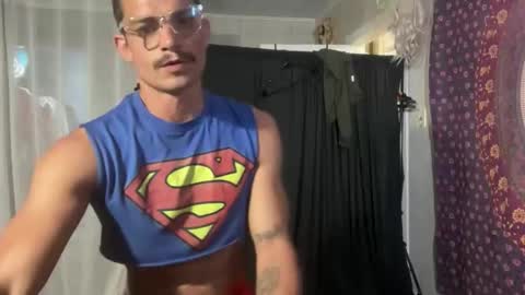 Snapshot of wolfblazer5 chatting on September 16, 2025, 11:28 pm Wolfblazer online show from September 16, 2025, 11:28 pm