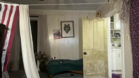 Snapshot of wolfblazer5 chatting on September 23, 2025, 11:24 am Wolfblazer online show from September 23, 2025, 11:24 am