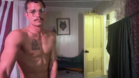 Snapshot of wolfblazer5 chatting on September 26, 2025, 10:36 pm Wolfblazer online show from September 26, 2025, 10:36 pm