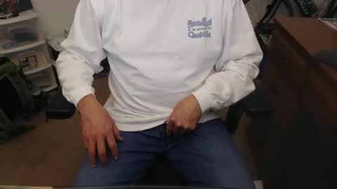 wolfie0717 online show from December 30, 2024, 7:59 am