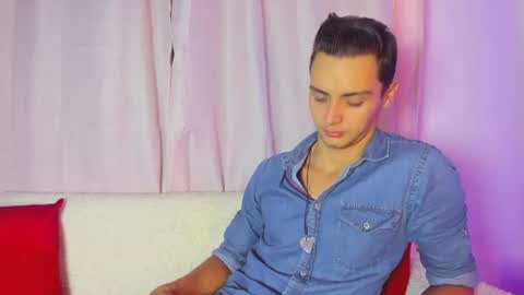 Andrew online show from July 27, 2026, 11:39 am
