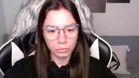 Alex online show from September 29, 2025, 2:06 am