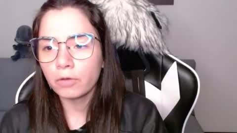 Alex online show from November 26, 2025, 2:23 am