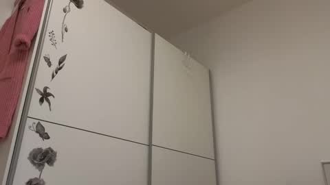 Snapshot of wondergirl_68 chatting on December 14, 2024, 12:01 pm Wondergirl online show from December 14, 2024, 12:01 pm