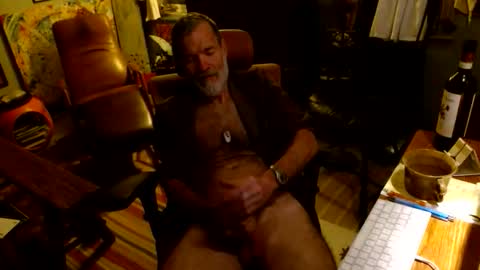 Chuck online show from May 28, 2026, 3:37 am