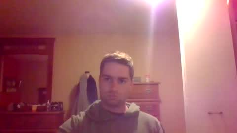 Snapshot of woodeee77 chatting on December 17, 2024, 5:07 am woodeee77 online show from December 17, 2024, 5:07 am