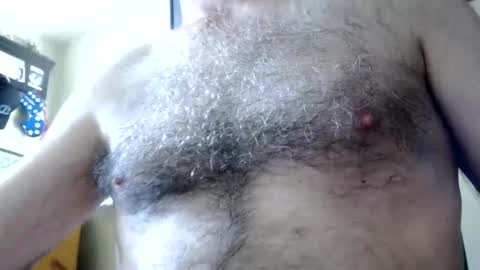 Snapshot of woodiesays chatting on September 27, 2025, 4:01 pm WoodieSays online show from September 27, 2025, 4:01 pm