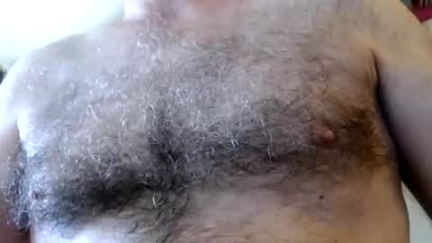 Snapshot of woodiesays chatting on October 22, 2025, 4:29 pm WoodieSays online show from October 22, 2025, 4:29 pm