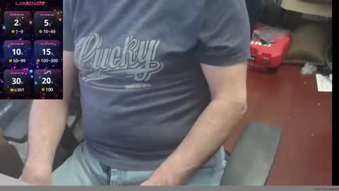 woodworker6473 online show from January 21, 2025, 8:21 pm