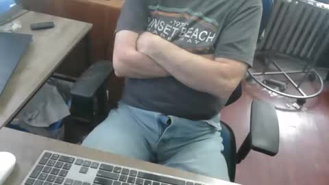 woodworker6473 online show from March 2, 2026, 1:29 pm