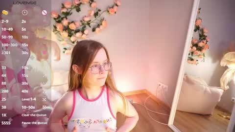 woooobble online show from June 17, 2026, 1:56 pm
