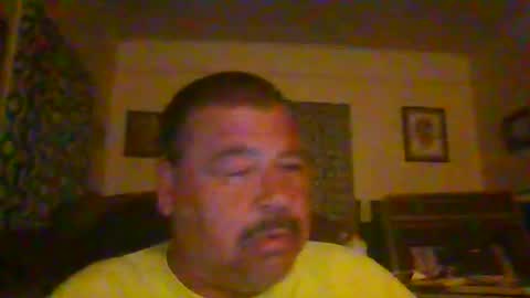 Snapshot of woperator12 chatting on May 4, 2026, 10:44 am woperator12 online show from May 4, 2026, 10:44 am