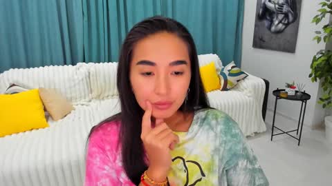 dudetta Kim online show from January 17, 2025, 2:39 pm