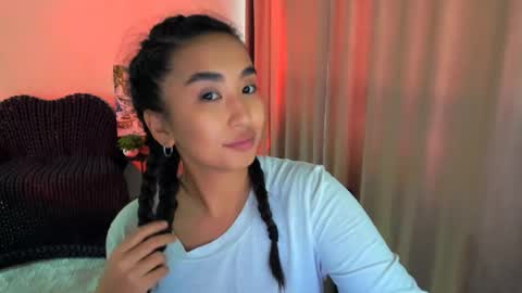 dudetta Kim online show from March 12, 2025, 7:02 am