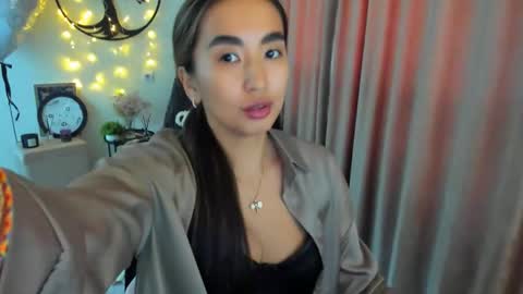 dudetta Kim online show from May 2, 2026, 7:24 am