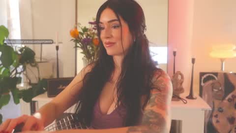 Brielle online show from December 17, 2024, 11:27 pm