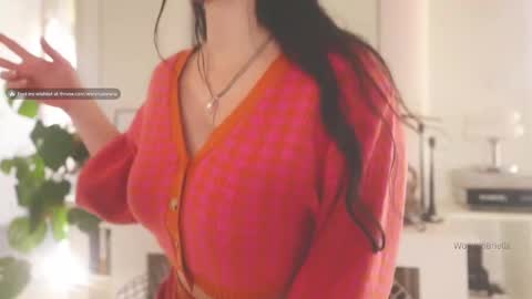 Brielle online show from February 10, 2025, 11:23 pm