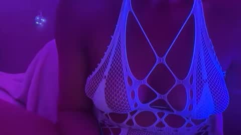 cum4me online show from April 20, 2026, 10:40 am