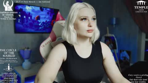 Snapshot of wounded_goddess chatting on October 19, 2025, 3:34 pm Goddess Sophy online show from October 19, 2025, 3:34 pm