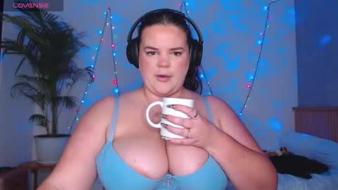 Kaitlyn xx online show from October 14, 2025, 11:11 am