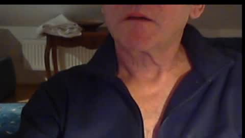 Wuki online show from February 7, 2025, 7:49 pm