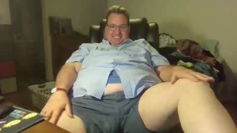 Snapshot of wvalentin0 chatting on October 28, 2025, 4:16 am Wren online show from October 28, 2025, 4:16 am