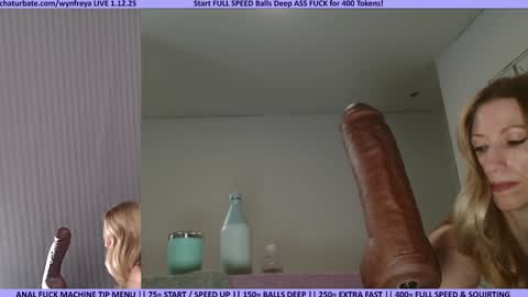 Snapshot of wynfreya chatting on January 12, 2025, 12:01 pm Wyn online show from January 12, 2025, 12:01 pm